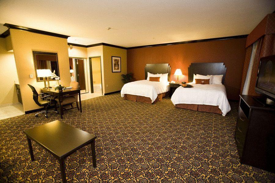 Hampton Inn & Suites Dallas-Desoto Zewnętrze zdjęcie