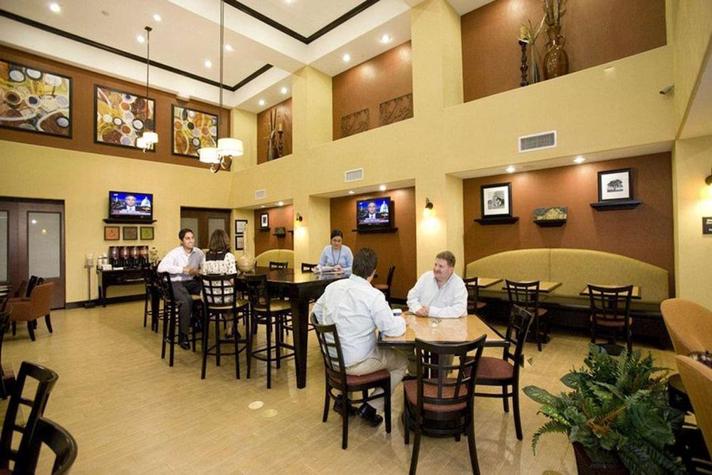 Hampton Inn & Suites Dallas-Desoto Zewnętrze zdjęcie